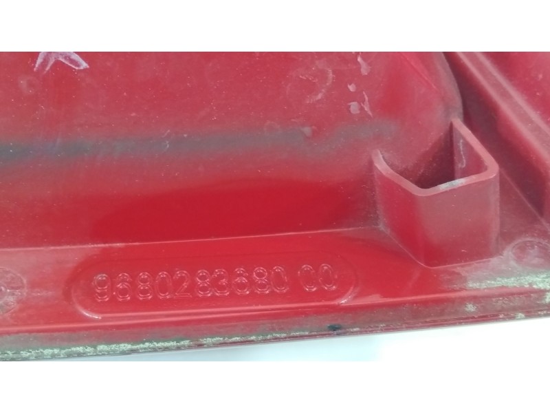 Recambio de piloto trasero derecho para citroën c2 (jm_) 1.6 vts referencia OEM IAM 9680283680  