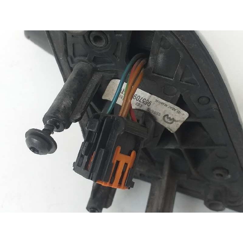 Recambio de retrovisor izquierdo para peugeot 206 berlina xs referencia OEM IAM    Recambio de retrovisor izquierdo para peugeot 206 berlina xs referencia OEM IAM