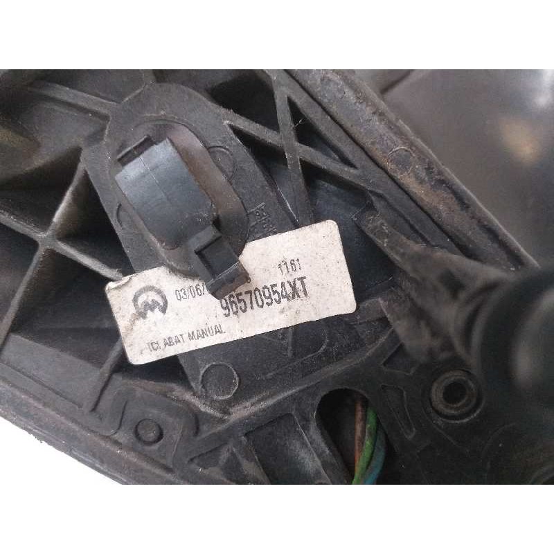 Recambio de retrovisor izquierdo para peugeot 206 berlina xs referencia OEM IAM    Recambio de retrovisor izquierdo para peugeot 206 berlina xs referencia OEM IAM