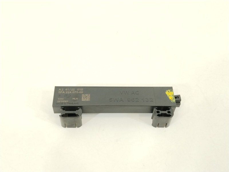 Recambio de antena para cupra leon (kl1, ku1, kug) 1.5 etsi referencia OEM IAM 5FA22407500  5WA962132