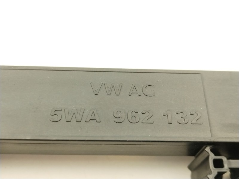 Recambio de antena para cupra leon (kl1, ku1, kug) 1.5 etsi referencia OEM IAM 5FA22407500  5WA962132