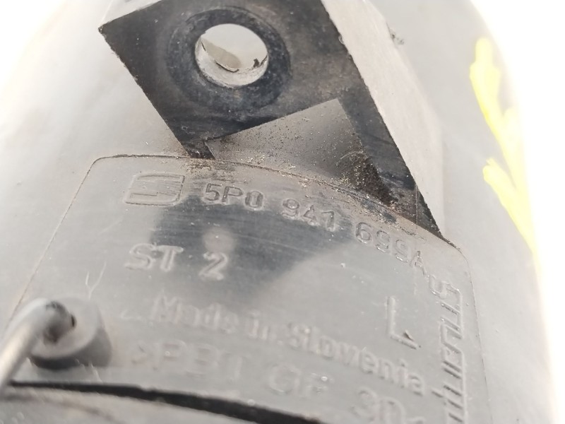 Recambio de faro antiniebla izquierdo para seat leon (1p1) 2.0 tdi referencia OEM IAM 5P0941699A  
