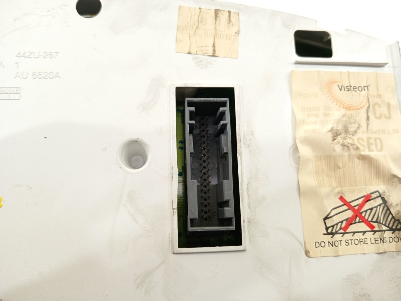 Recambio de cuadro instrumentos para ford focus berlina (cap) ambiente (d) referencia OEM IAM 4M5T10849CJ  