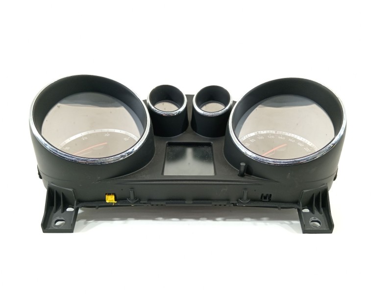 Recambio de cuadro instrumentos para opel insignia sports tourer 2.0 16v cdti referencia OEM IAM 133344  365903926