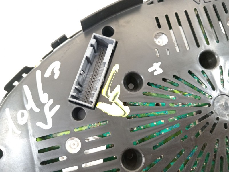 Recambio de cuadro instrumentos para opel insignia sports tourer 2.0 16v cdti referencia OEM IAM 133344  365903926