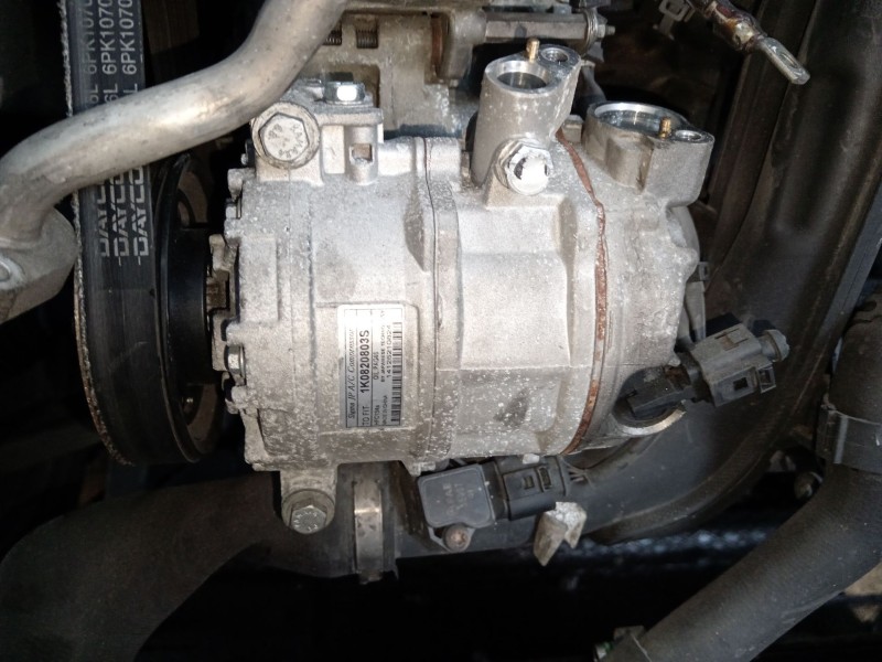 Recambio de compresor aire acondicionado para volkswagen golf vi (5k1) 1.6 tdi referencia OEM IAM 1K0820803S  