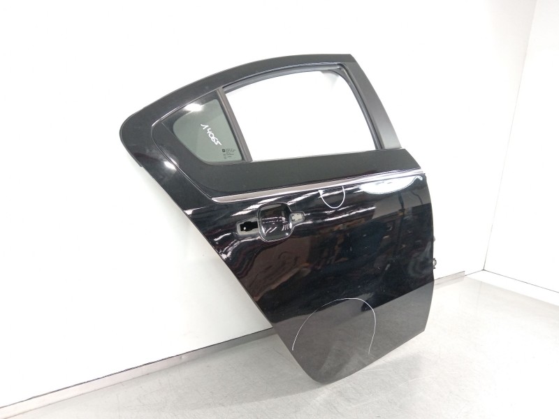Recambio de puerta trasera derecha para opel ampera (r12) ev 150 referencia OEM IAM   