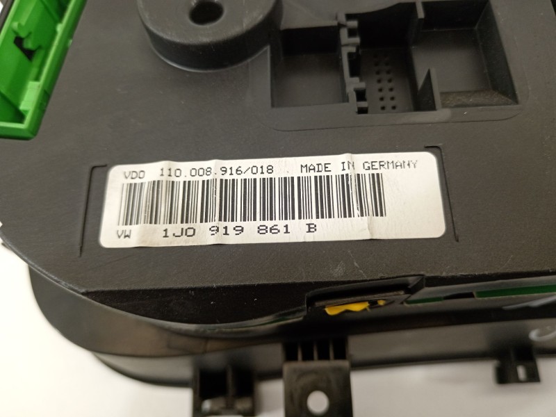 Recambio de cuadro instrumentos para volkswagen golf iv van (1j1) 1.9 tdi referencia OEM IAM 1J0919861B  