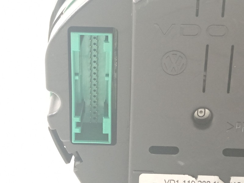 Recambio de cuadro instrumentos para volkswagen polo iv (9n_, 9a_) 1.4 tdi referencia OEM IAM 6Q0920820L  