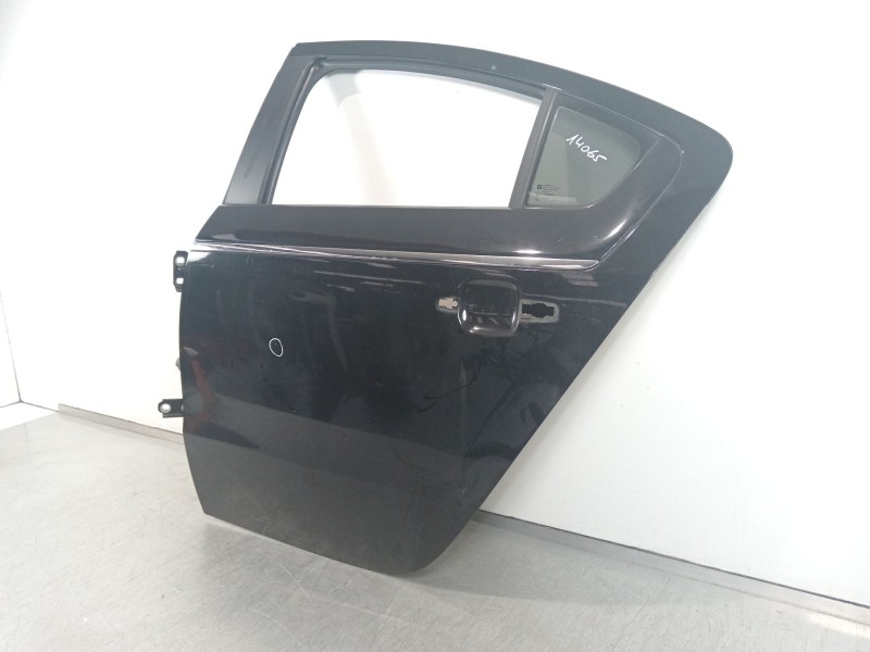Recambio de puerta trasera izquierda para opel ampera (r12) ev 150 referencia OEM IAM   