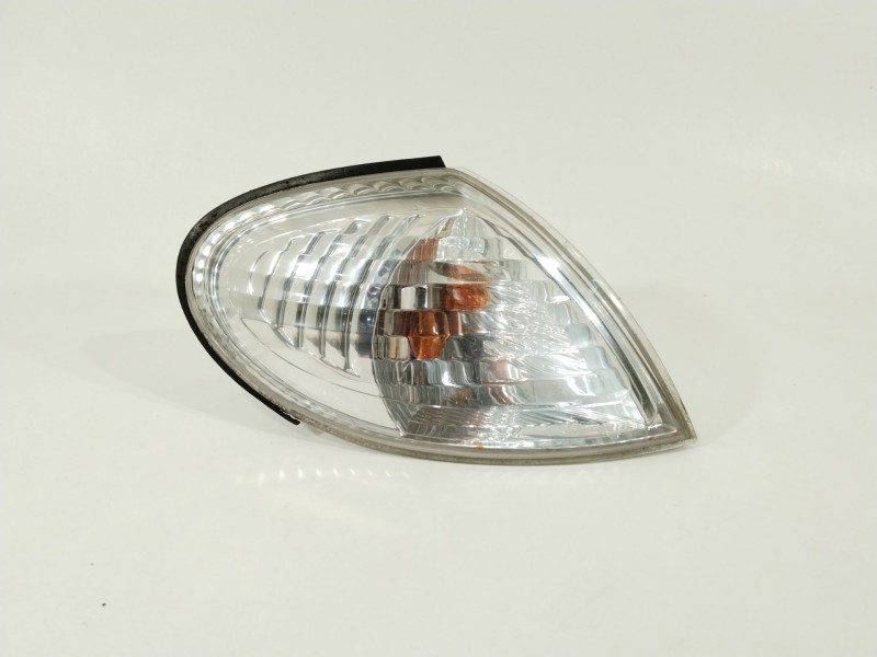 Recambio de piloto delantero derecho para nissan almera ii (n16) 2.2 di referencia OEM IAM 26135BM415  