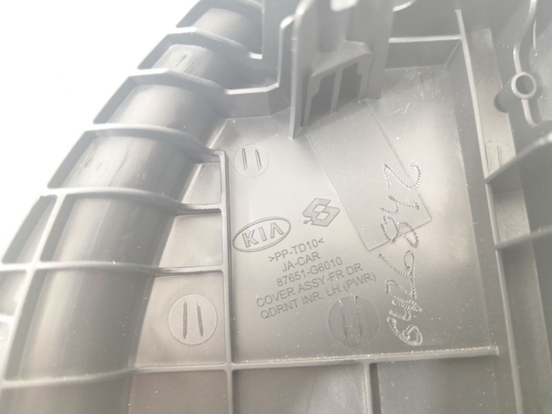 Recambio de moldura para kia picanto iii (ja) 1.0 lpg referencia OEM IAM 87651G6010  