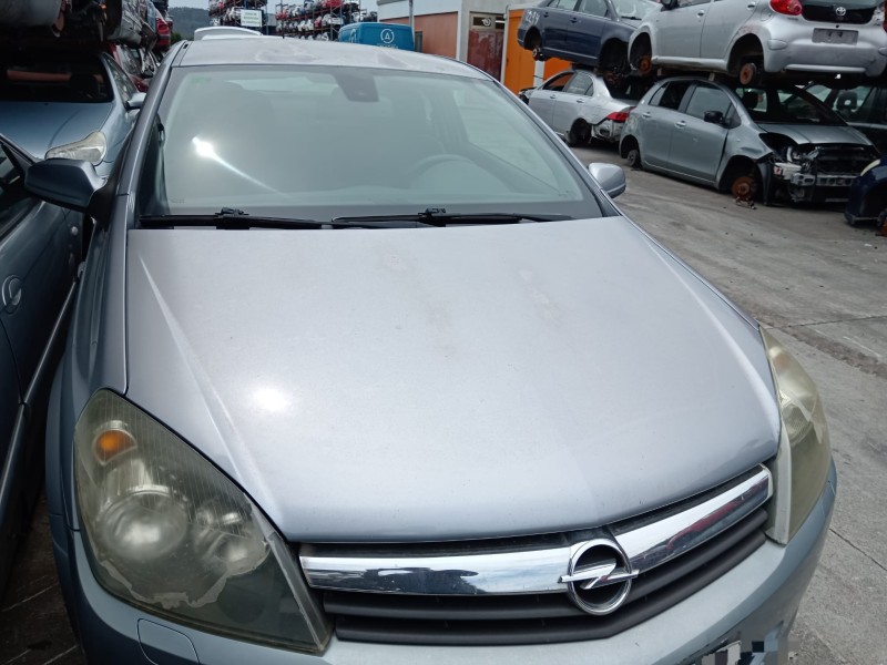 opel astra h gtc (a04) del año 2006