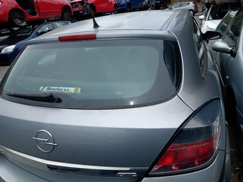opel astra h gtc (a04) del año 2006