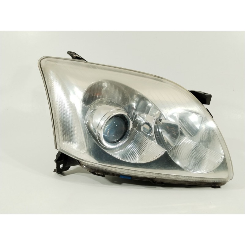 Recambio de faro derecho para toyota avensis station wagon (_t25_) 2.0 d-4d (cdt250_) referencia OEM IAM 8113005192  