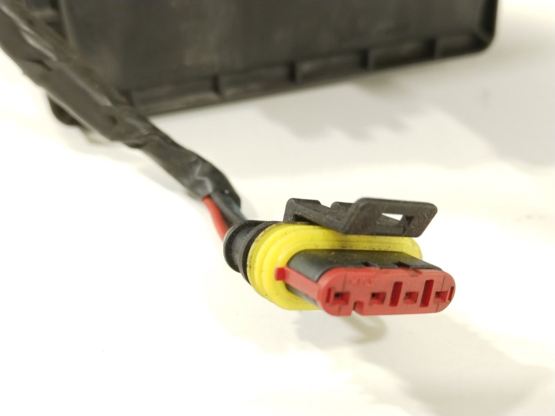 Recambio de faro derecho para toyota avensis (_t25_) 2.2 d-4d (adt251_) referencia OEM IAM 8113005192  