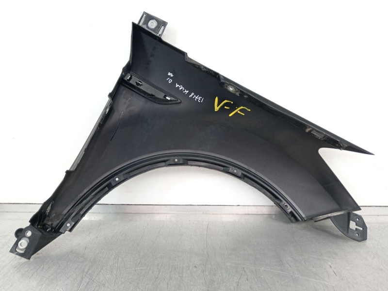 Recambio de aleta delantera izquierda para ford kuga i 2.0 tdci referencia OEM IAM 8V4116016  