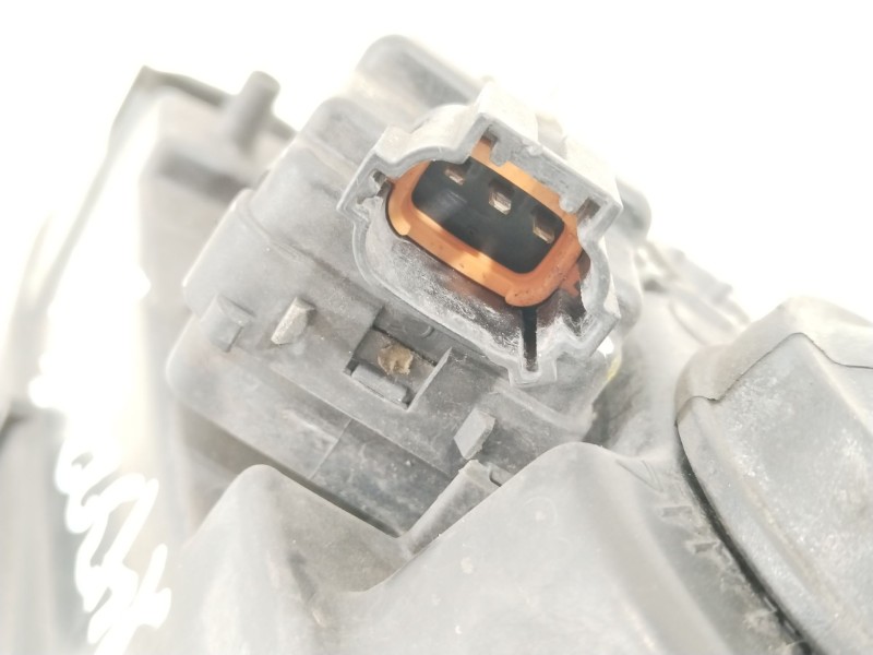 Recambio de faro derecho para nissan almera ii (n16) 2.2 di referencia OEM IAM 89003330  26010BN