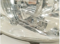 Recambio de faro derecho para toyota corolla verso (r1) 2,2 d-4d sport referencia OEM IAM 811300F010   2