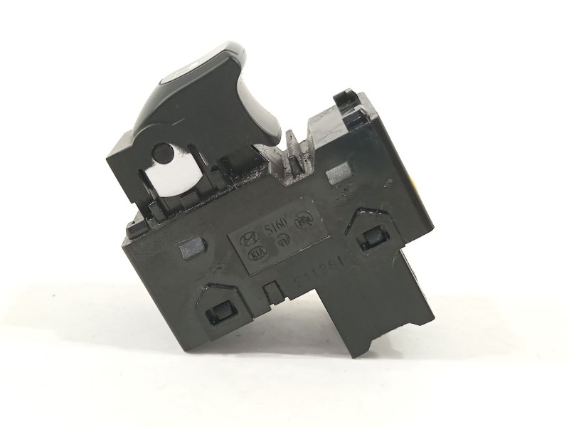 Recambio de mando elevalunas delantero derecho para kia picanto iii (ja) 1.0 lpg referencia OEM IAM 93581G6000  299181679