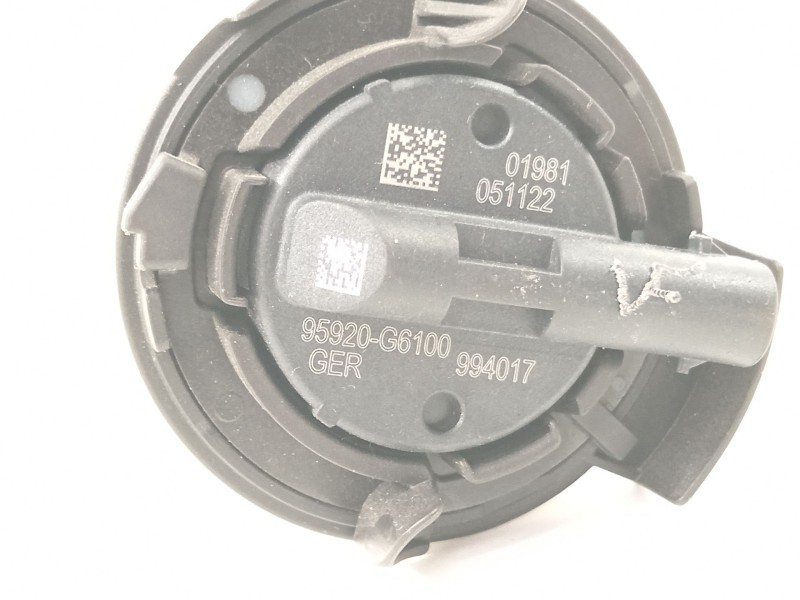 Recambio de sensor para kia picanto iii (ja) 1.0 lpg referencia OEM IAM 95920G6100  