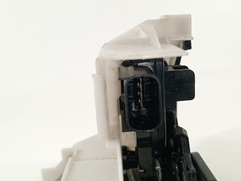 Recambio de cerradura puerta trasera derecha para kia picanto iii (ja) 1.0 lpg referencia OEM IAM 81420G6010  