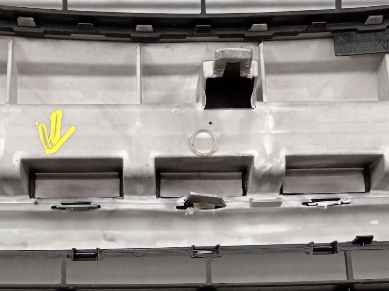 Recambio de paragolpes delantero para citroën c2 (jm_) 1.6 vts referencia OEM IAM 9648466  