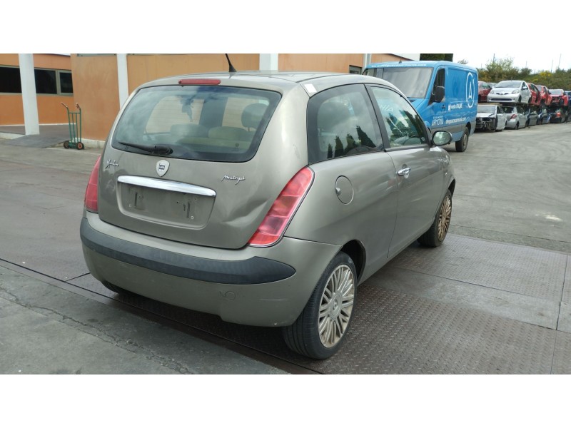 lancia ypsilon (843_) del año 2006