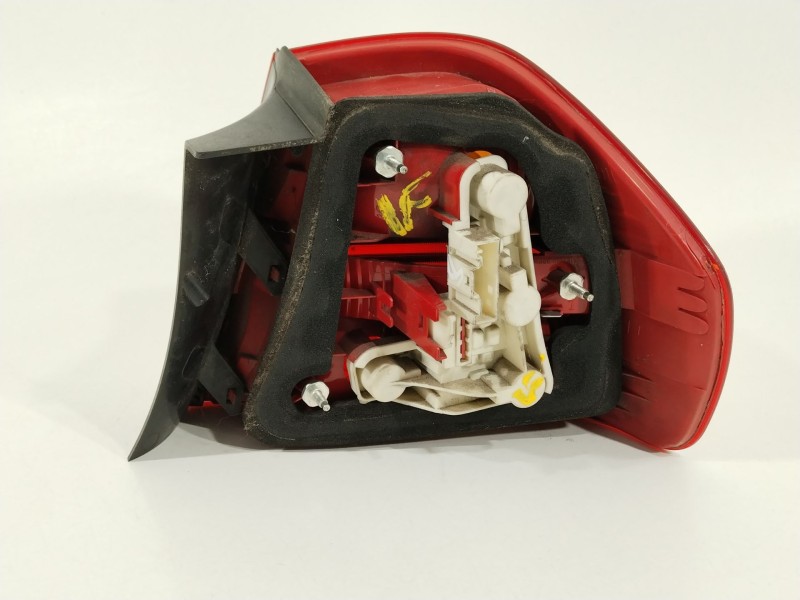 Recambio de piloto trasero izquierdo para bmw serie 3 berlina (e90) 320d referencia OEM IAM 6937457  63216937457