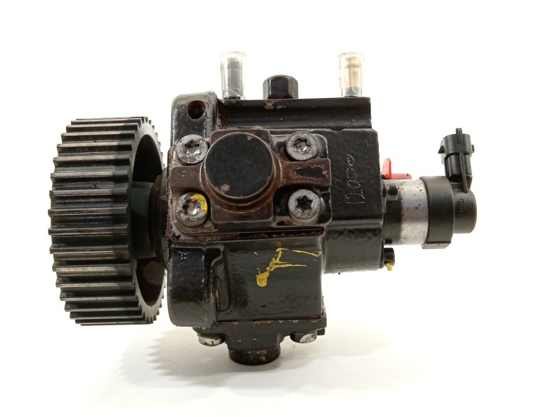 Recambio de bomba inyeccion para saab 9-3 sport hatch linear referencia OEM IAM 55209063  0445010184