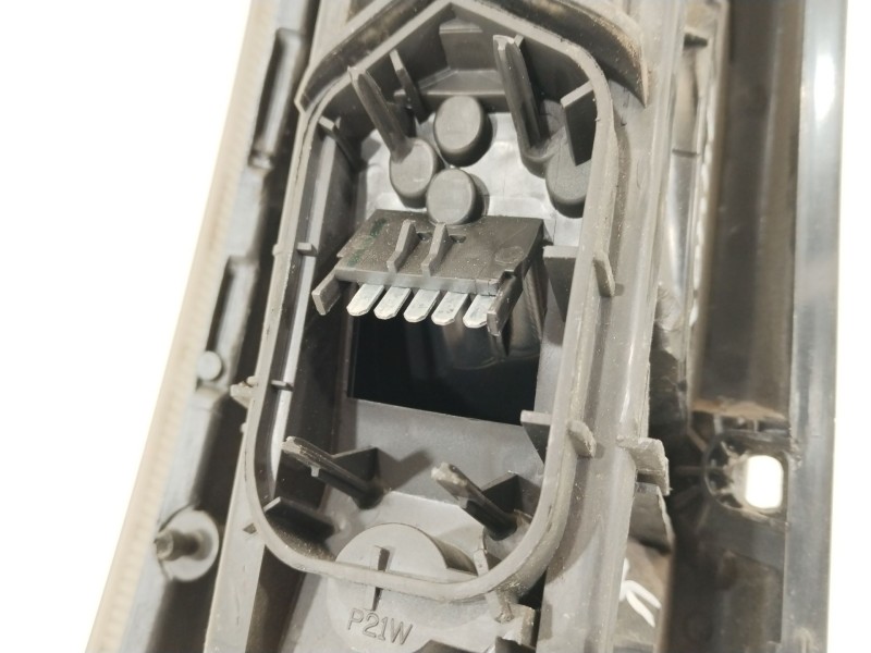 Recambio de piloto trasero derecho para opel meriva a monospace (x03) 1.6 (e75) referencia OEM IAM 13195001  