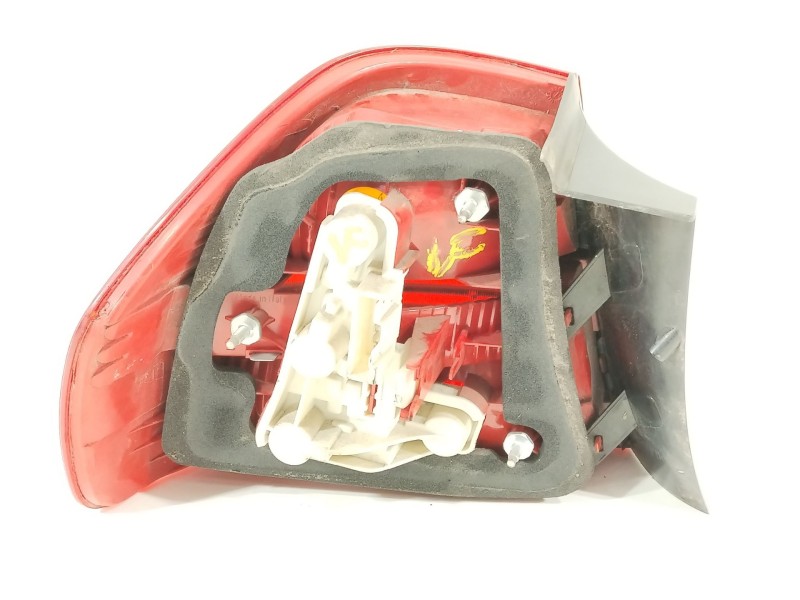 Recambio de piloto trasero derecho para bmw serie 3 berlina (e90) 320d referencia OEM IAM 6937458  63216937458