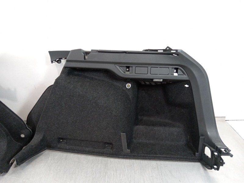 Recambio de moqueta interior para skoda octavia combi (5e5) ambition referencia OEM IAM 5E7867428 5E7867427 