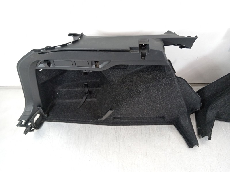 Recambio de moqueta interior para skoda octavia combi (5e5) ambition referencia OEM IAM 5E7867428 5E7867427 