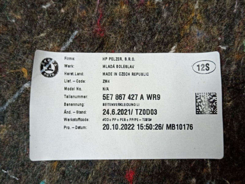 Recambio de moqueta interior para skoda octavia combi (5e5) ambition referencia OEM IAM 5E7867428 5E7867427 