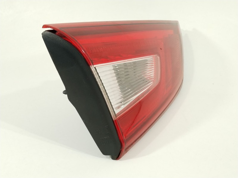 Recambio de piloto trasero izquierdo en porton para nissan qashqai (j11) acenta referencia OEM IAM 265554EA5C  265554EA5D