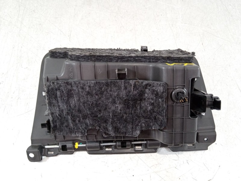 Recambio de guantera para alfa romeo stelvio (630) quadrifoglio 4wd referencia OEM IAM 50543555  