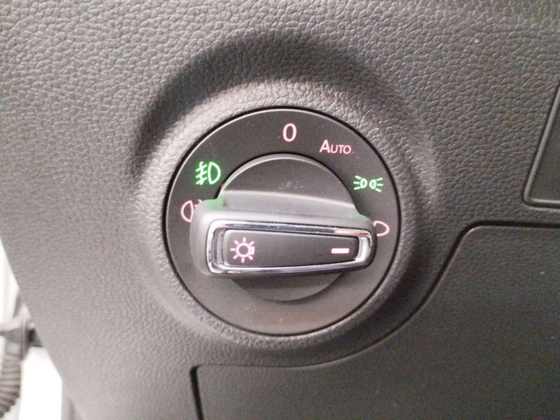 Recambio de mando luces para seat arona (kj7, kjp) 1.0 tsi referencia OEM IAM 5G0941431AF  