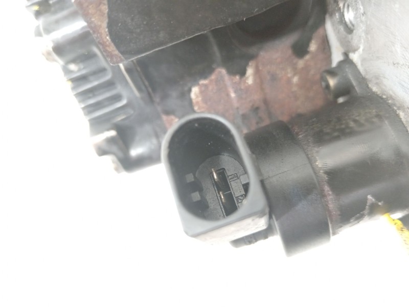 Recambio de bomba inyeccion para audi a6 berlina (4f2) 3.0 tdi quattro (165kw) referencia OEM IAM 059130755E  0445010090