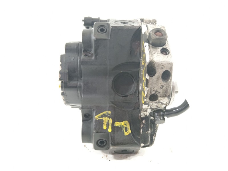 Recambio de bomba inyeccion para volvo s60 berlina 2.4 d referencia OEM IAM 8689590  0445010043