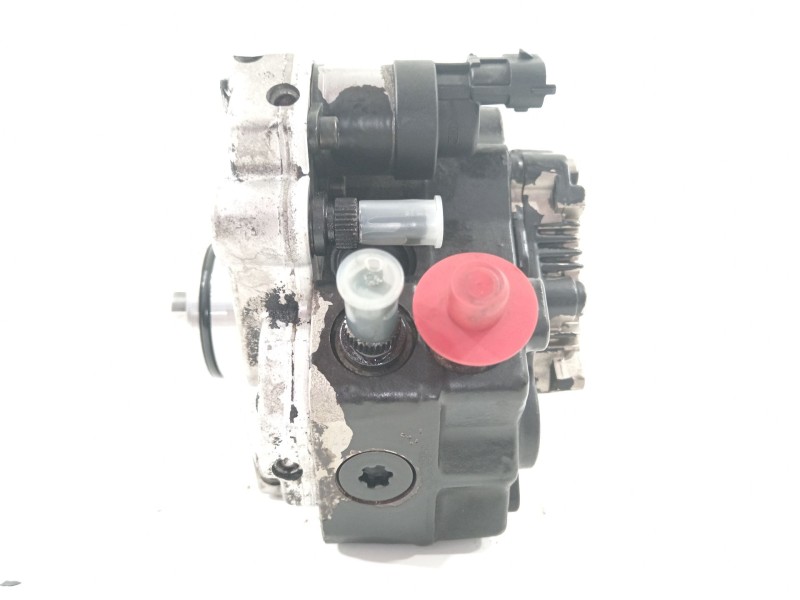 Recambio de bomba inyeccion para volvo s60 berlina 2.4 d referencia OEM IAM 8689590  0445010043