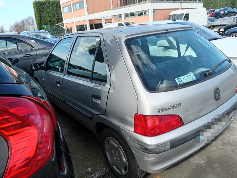 peugeot 106 i (1a, 1c) del año 2001