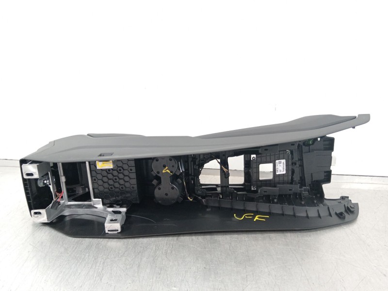 Recambio de apoyabrazos central para audi q5 (fyb, fyg) 35 tdi quattro referencia OEM IAM 80B864261 80A864981 