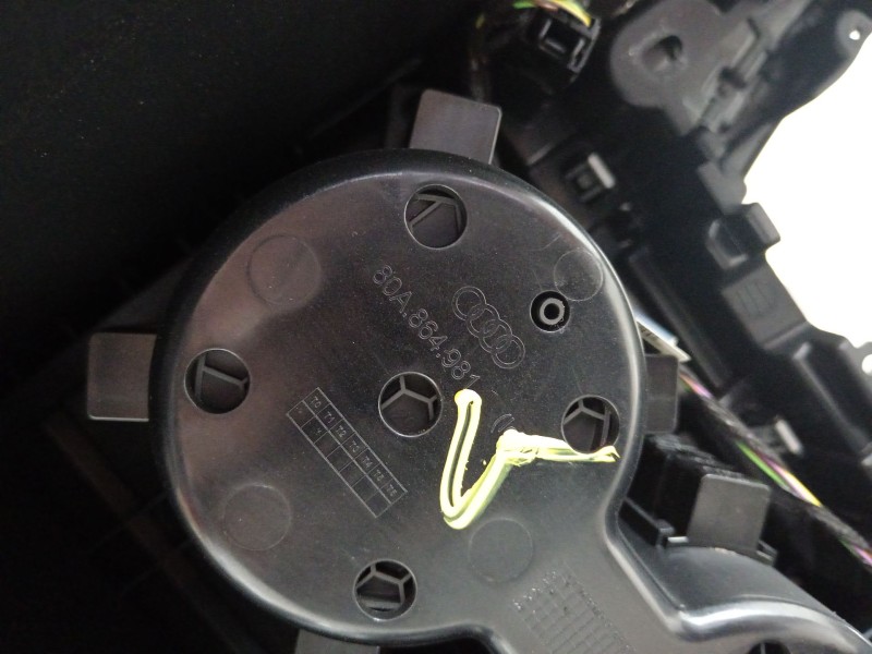 Recambio de apoyabrazos central para audi q5 (fyb, fyg) 35 tdi quattro referencia OEM IAM 80B864261 80A864981 