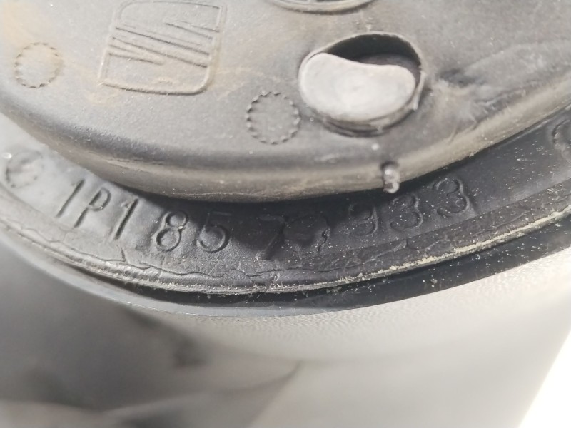 Recambio de retrovisor izquierdo para seat leon (1p1) 1.9 tdi referencia OEM IAM 1P1857933  