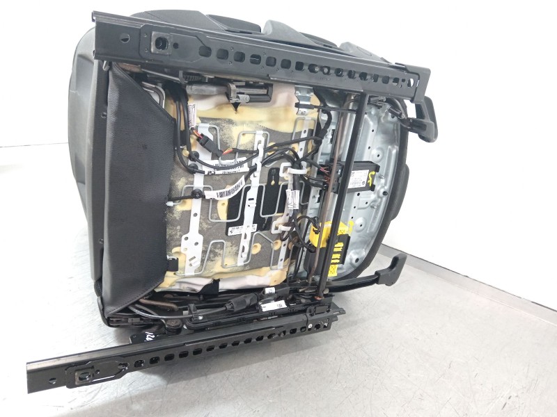 Recambio de asiento delantero derecho para bmw 1 (f21) 116 i referencia OEM IAM 5210728585  
