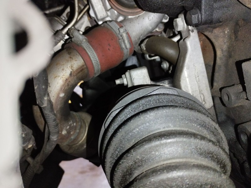 Recambio de transmision delantera derecha para ford kuga i 2.0 tdci referencia OEM IAM 8V413B436BD  