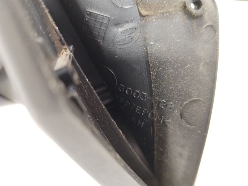 Recambio de retrovisor derecho para toyota avensis sedán (_t25_) 2.0 d-4d (cdt250_) referencia OEM IAM 8790905290  