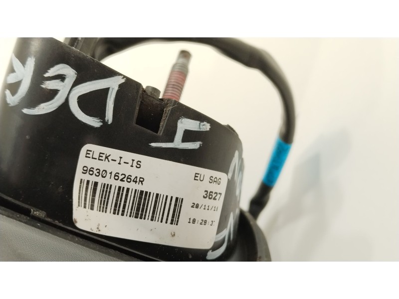 Recambio de retrovisor derecho para renault clio iv (bh_) 0.9 tce 90 referencia OEM IAM 963016264R  