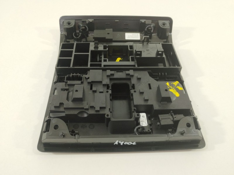 Recambio de luz interior para seat arona (kj7, kjp) 1.0 tsi referencia OEM IAM 3V0868487C  